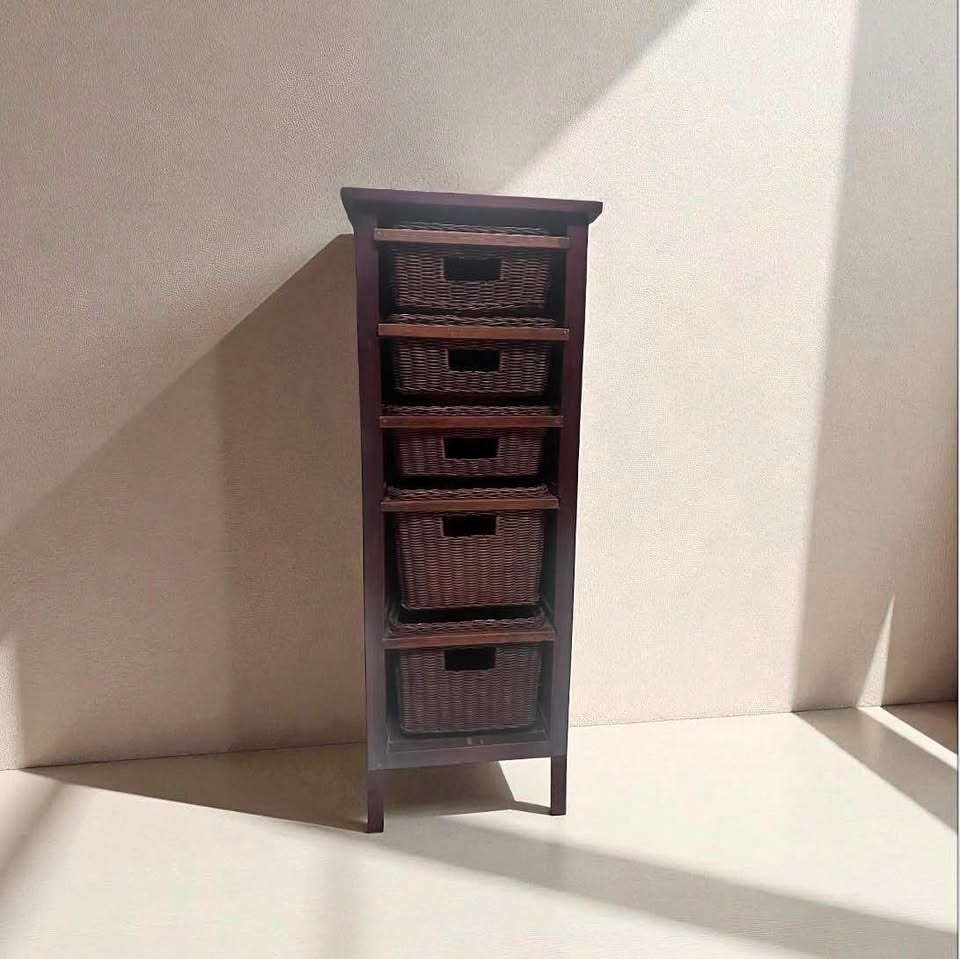 Versatile 5-Piece Storage Shelving System with Ample Space