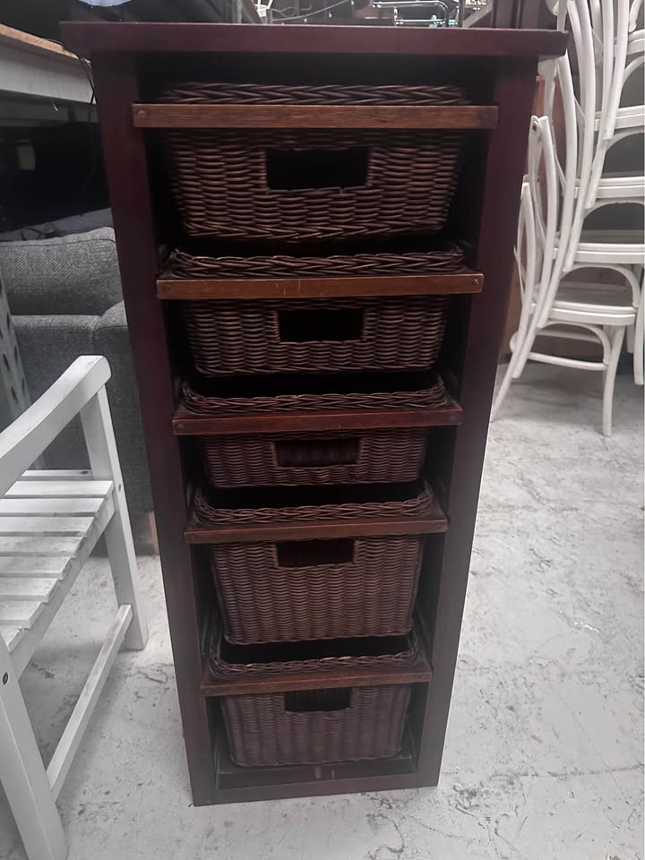 Versatile 5-Piece Storage Shelving System with Ample Space