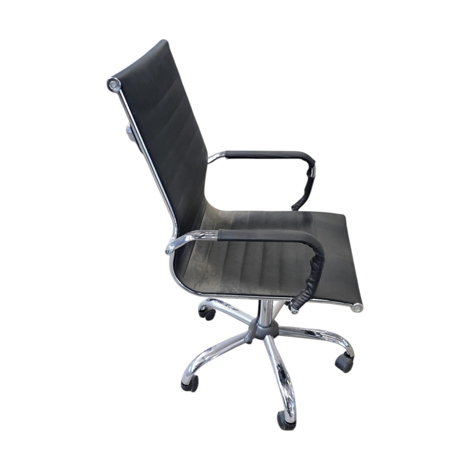 Artiss Eames Replica High- Back Executive Office Chair In Black Pu Leather