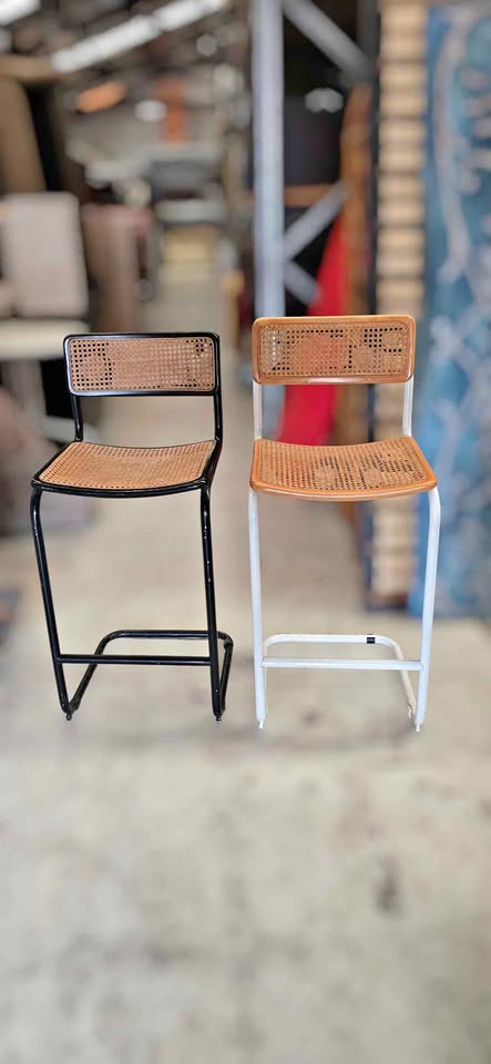 Comfortable Bar Chairs for Kitchen Counter