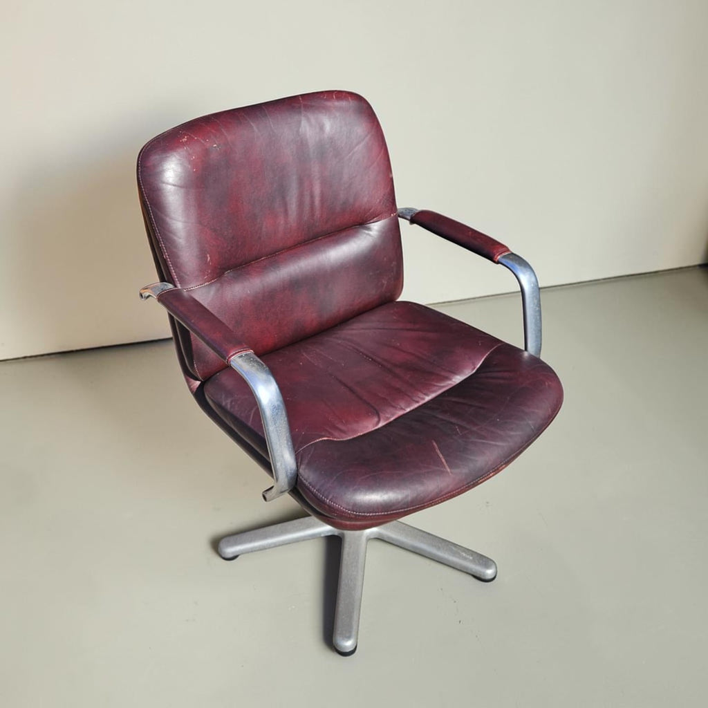 Burgundy Leather Executive Office Chair (Dimensions: 86x60x60)