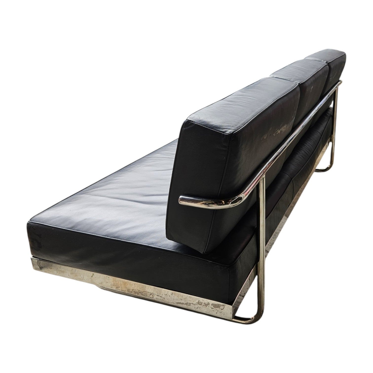 Cassina Le Corbusier Lc5 Black Leather Sofa (Dimensions: 76x204x70)