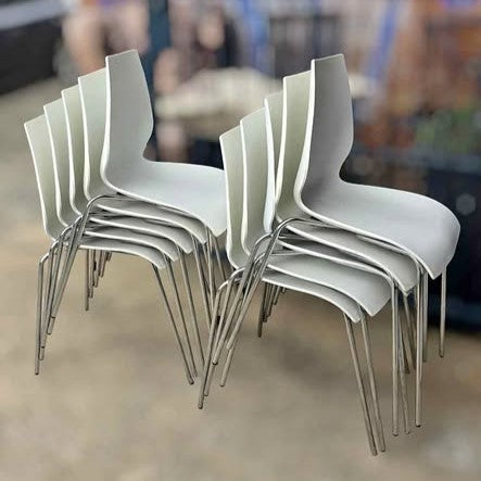 Chairs x10