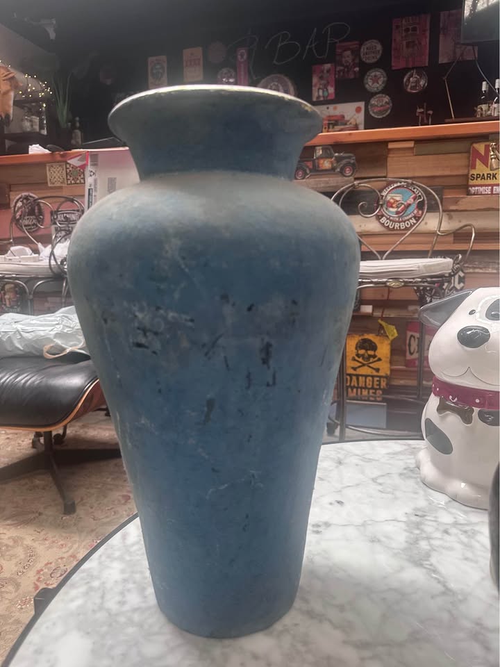 Decorative Pieces for Shelves, Tables, and Living Spaces