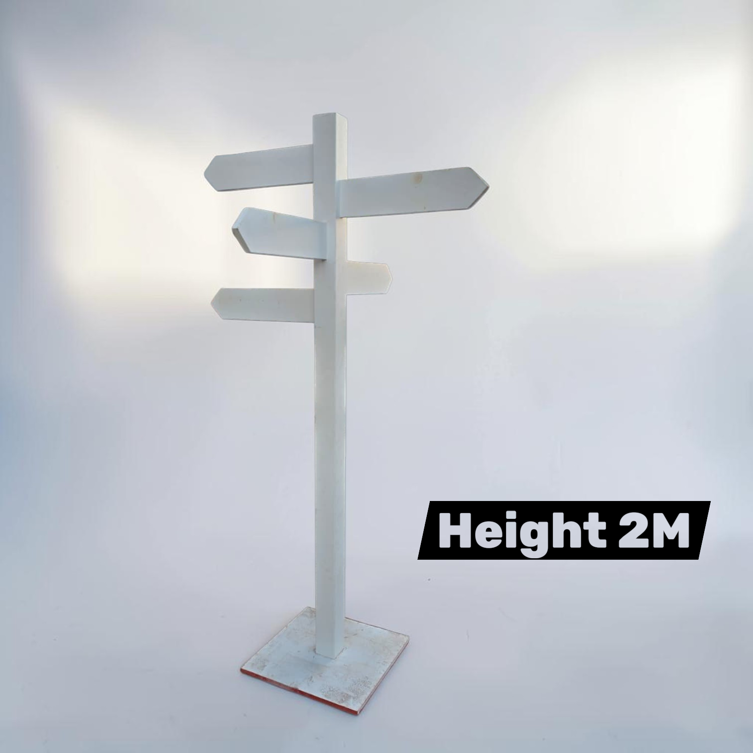 Freestanding Customizable Directional Signpost (Height 2m)