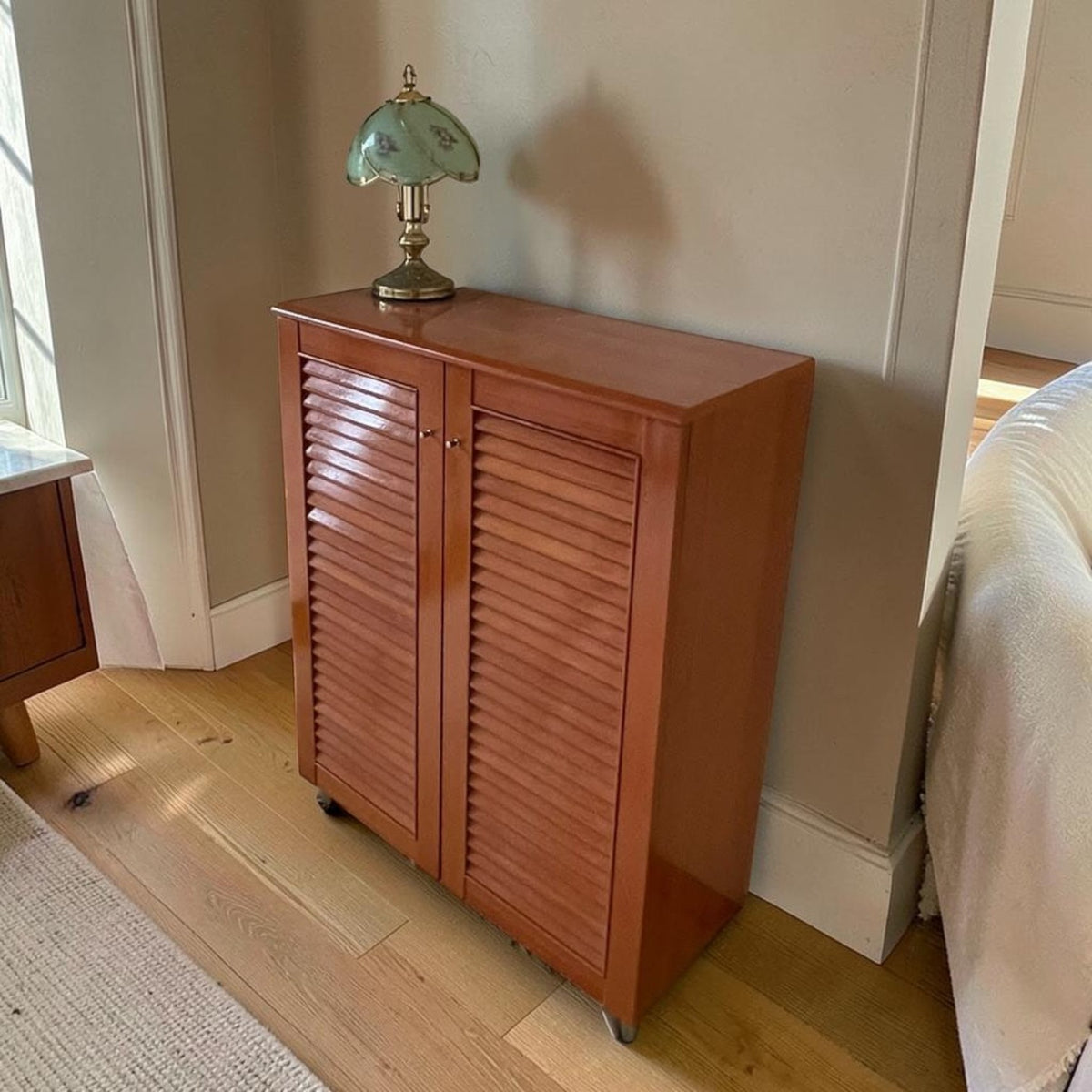 Freestanding Reddish-brown Wooden Shoe Storage Cabinet