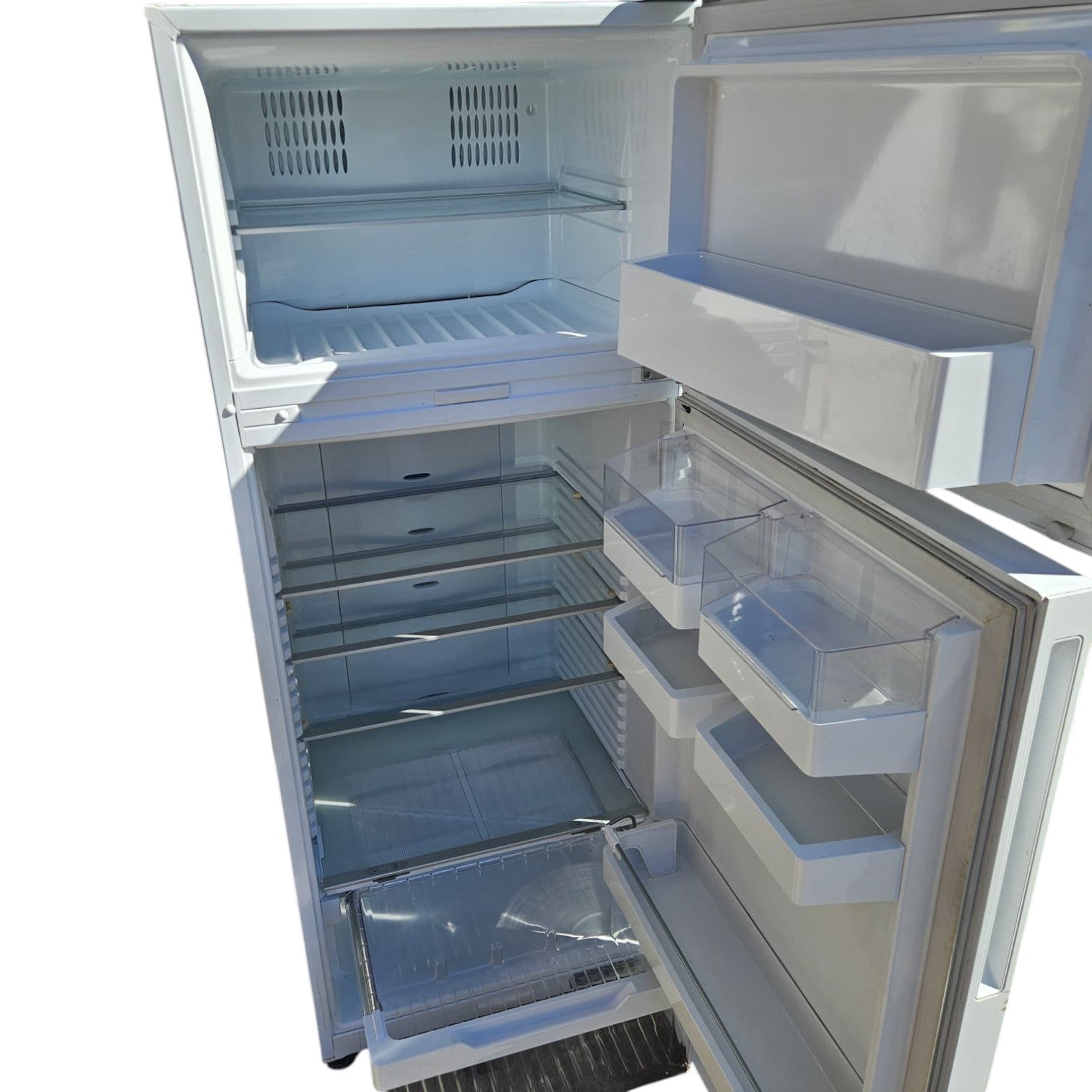 Freestanding Top-Mount Refrigerator-Freezer Unit (158x63x67)