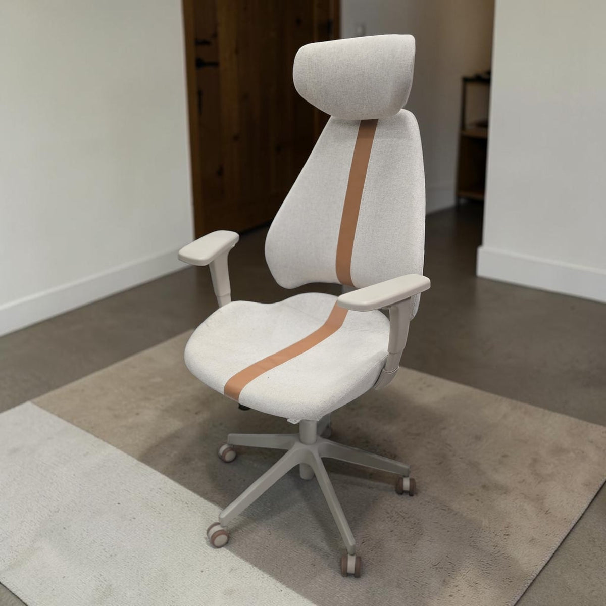 IKEA GRUPPSPEL Gaming Chair In Gunnared Beige Rrp $399 AUD