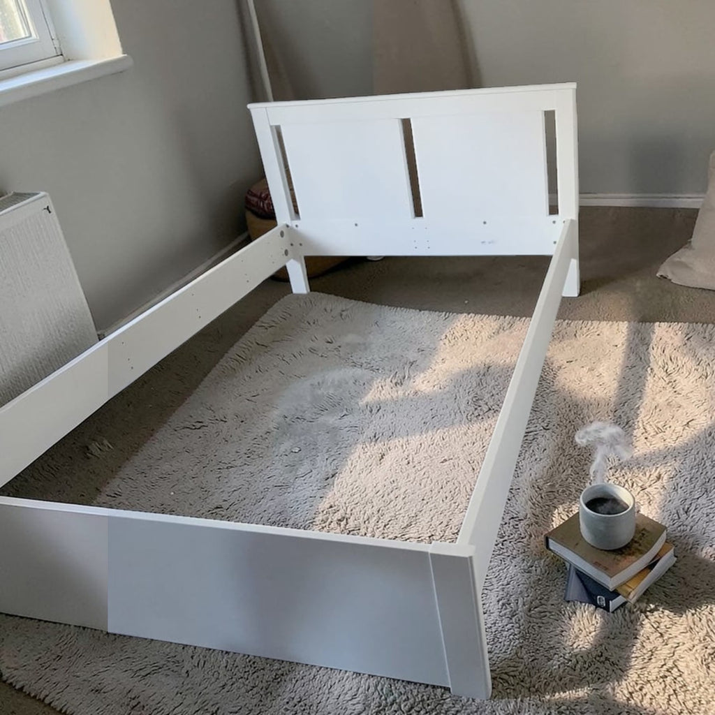 IKEA SONGESAND White Bed Frame With Mattress