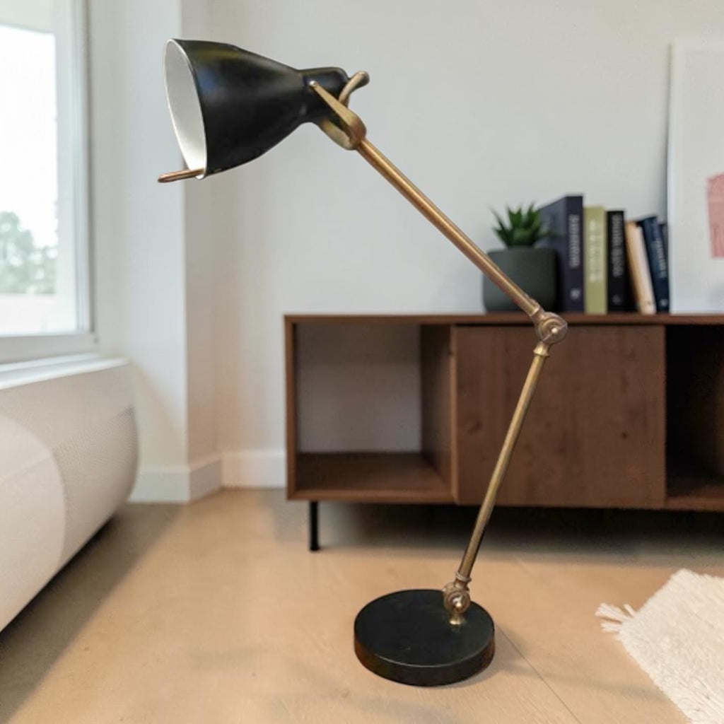 Industrial look vintage lamp