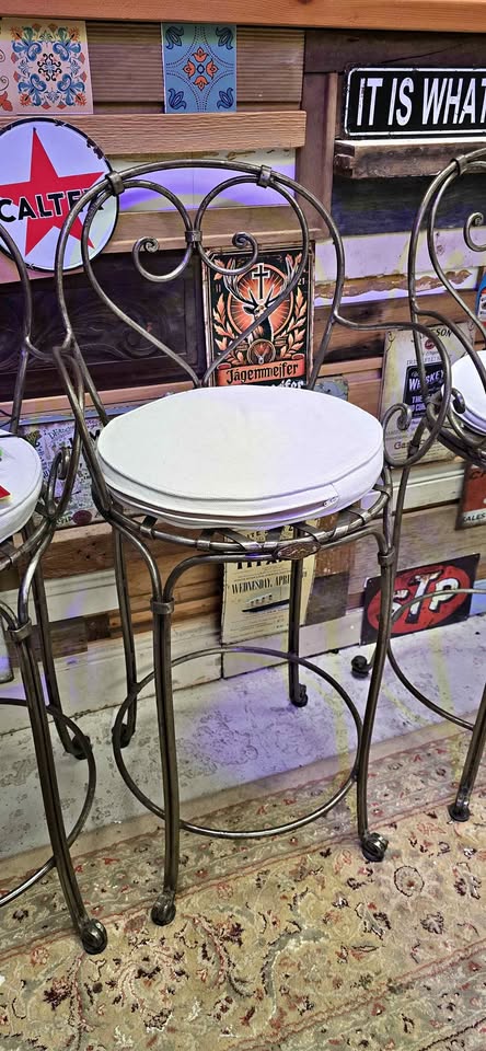 Leforge Bar Stools Set of Four