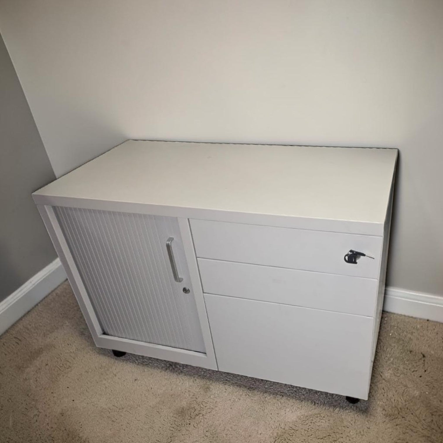 Durable Lockable Filing Cabinets for Home or Office Sydney