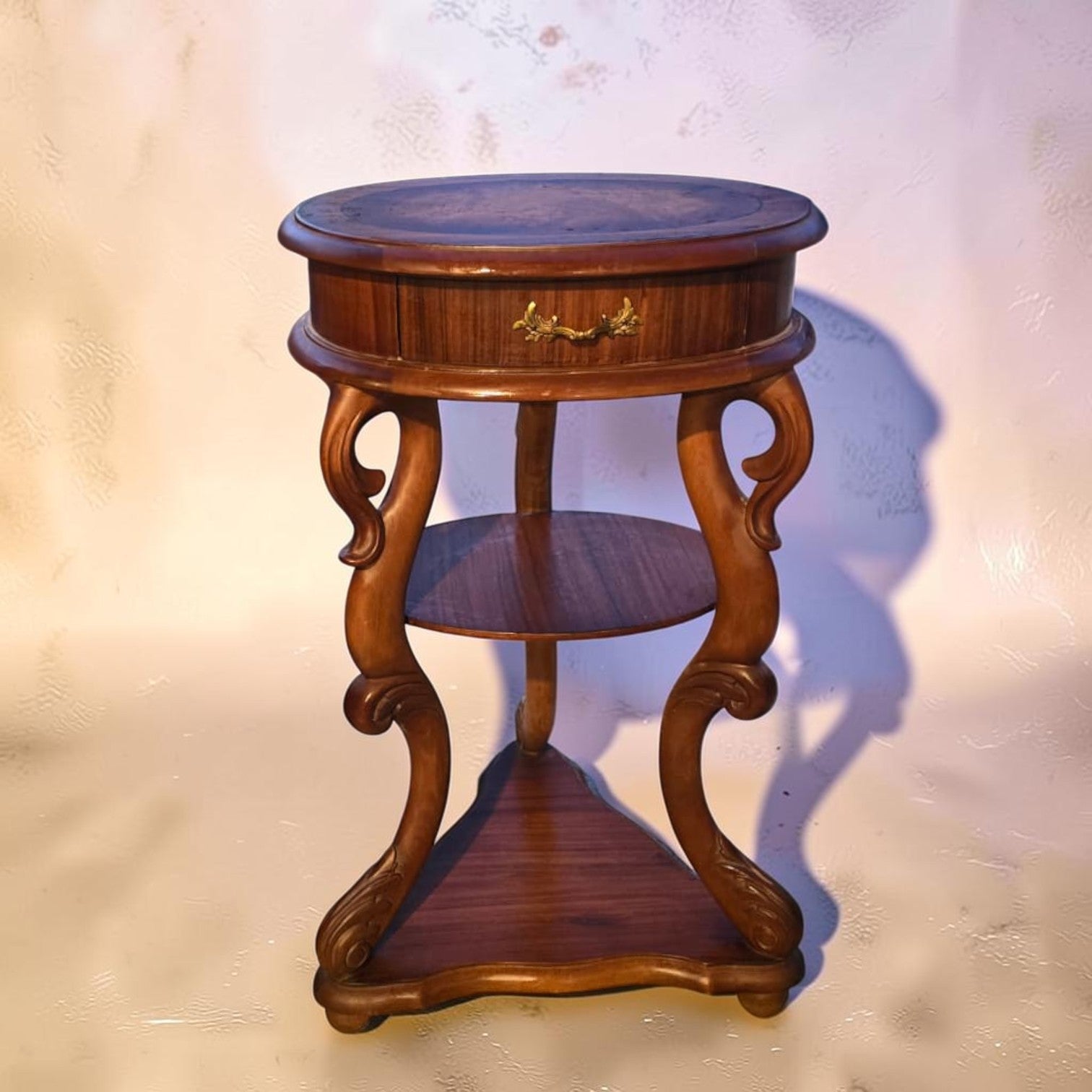 Mahogany Side Table / Night Stand (Dimensions: 79x47x38)