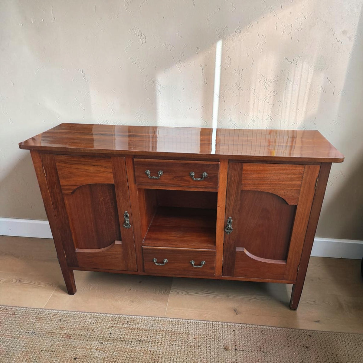 Mid-Century Wooden Sideboard / Buffet / Server Cabinet (Dimensions: 96x153x48)