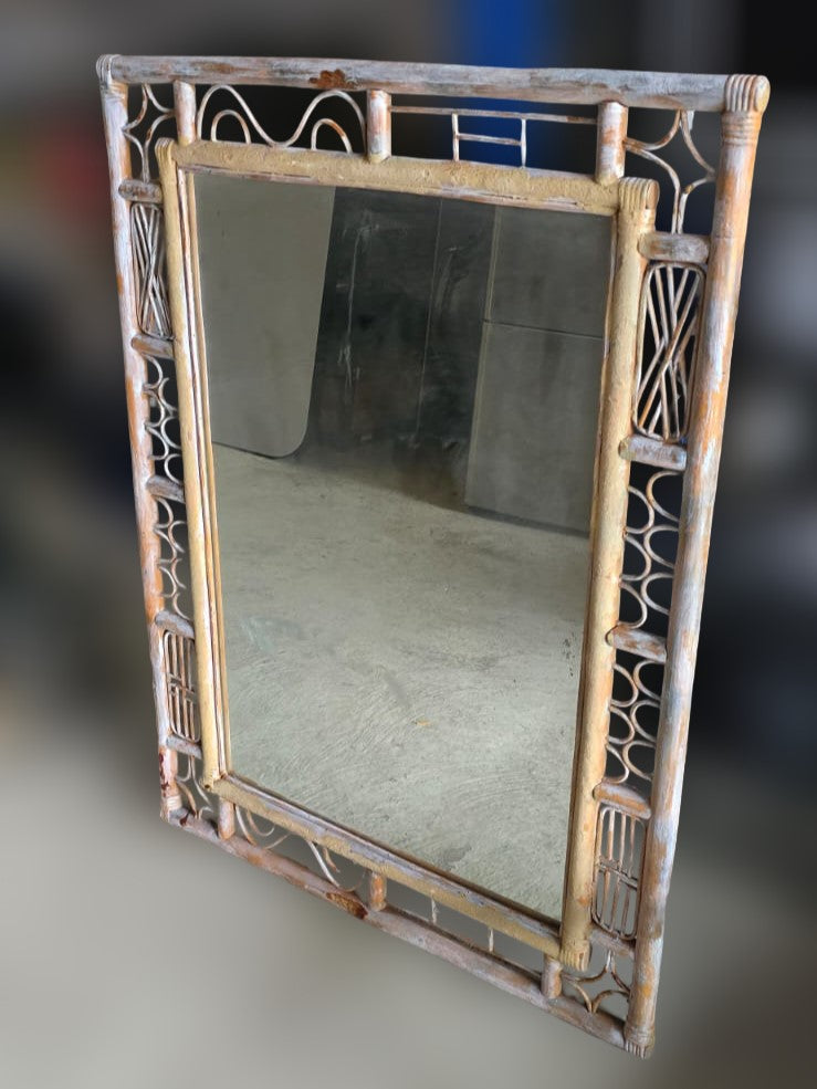 Decorative Mirror for Living Spaces