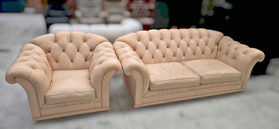 Elegant Chesterfield Moran Lounge in Premium Upholstery