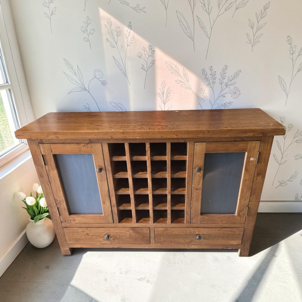 Oakleigh Home Gael Wine Cabinet (88x135x42)