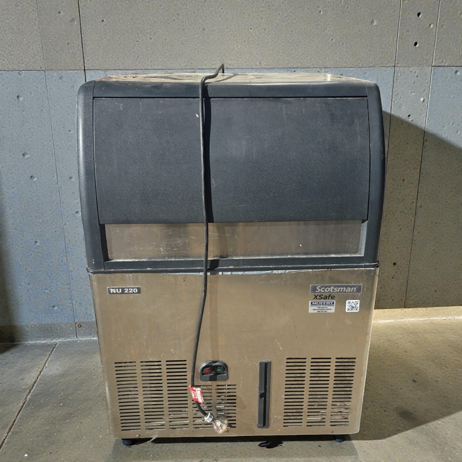 Scotsman NU 220 Commercial Ice Maker