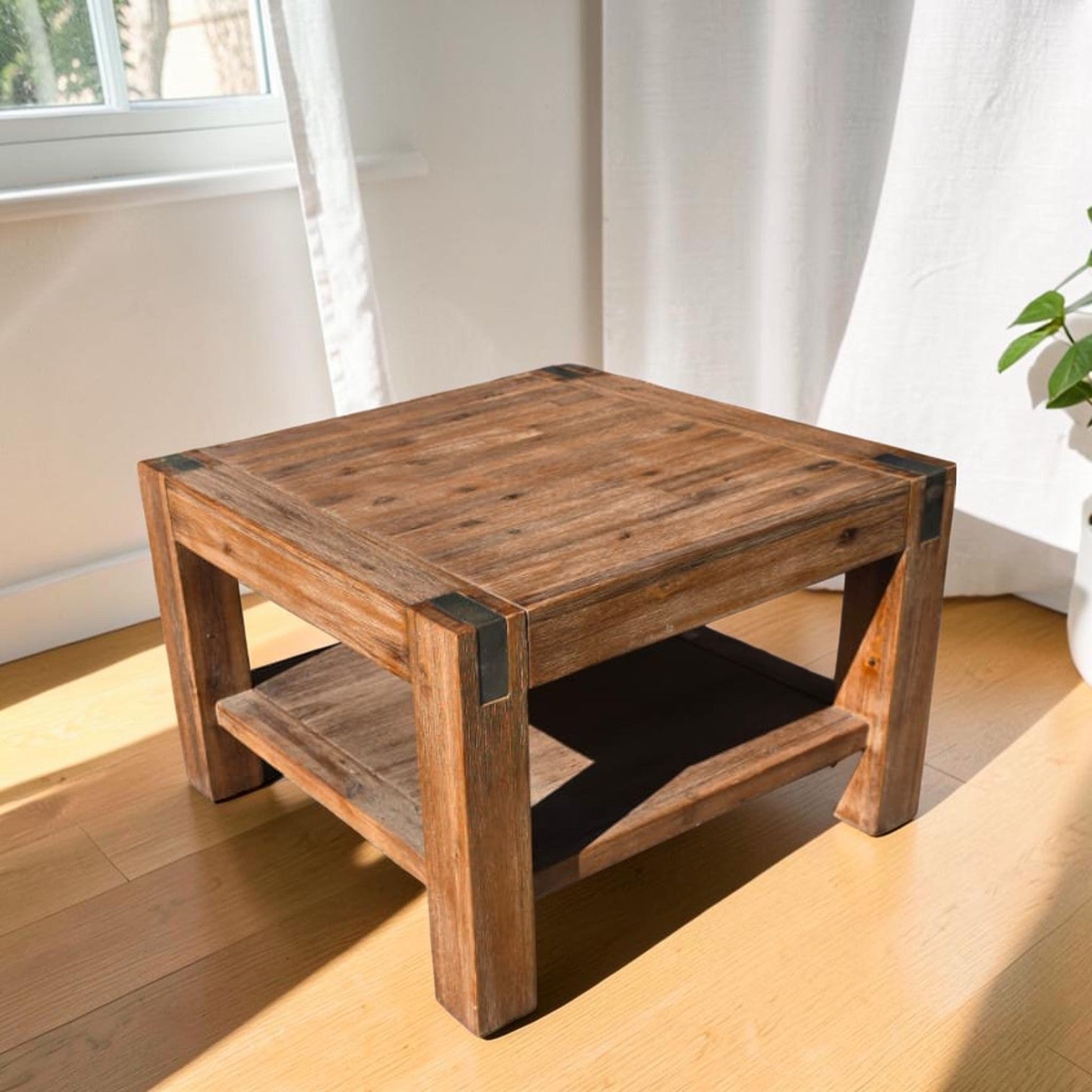 Silverwood Lamp Table