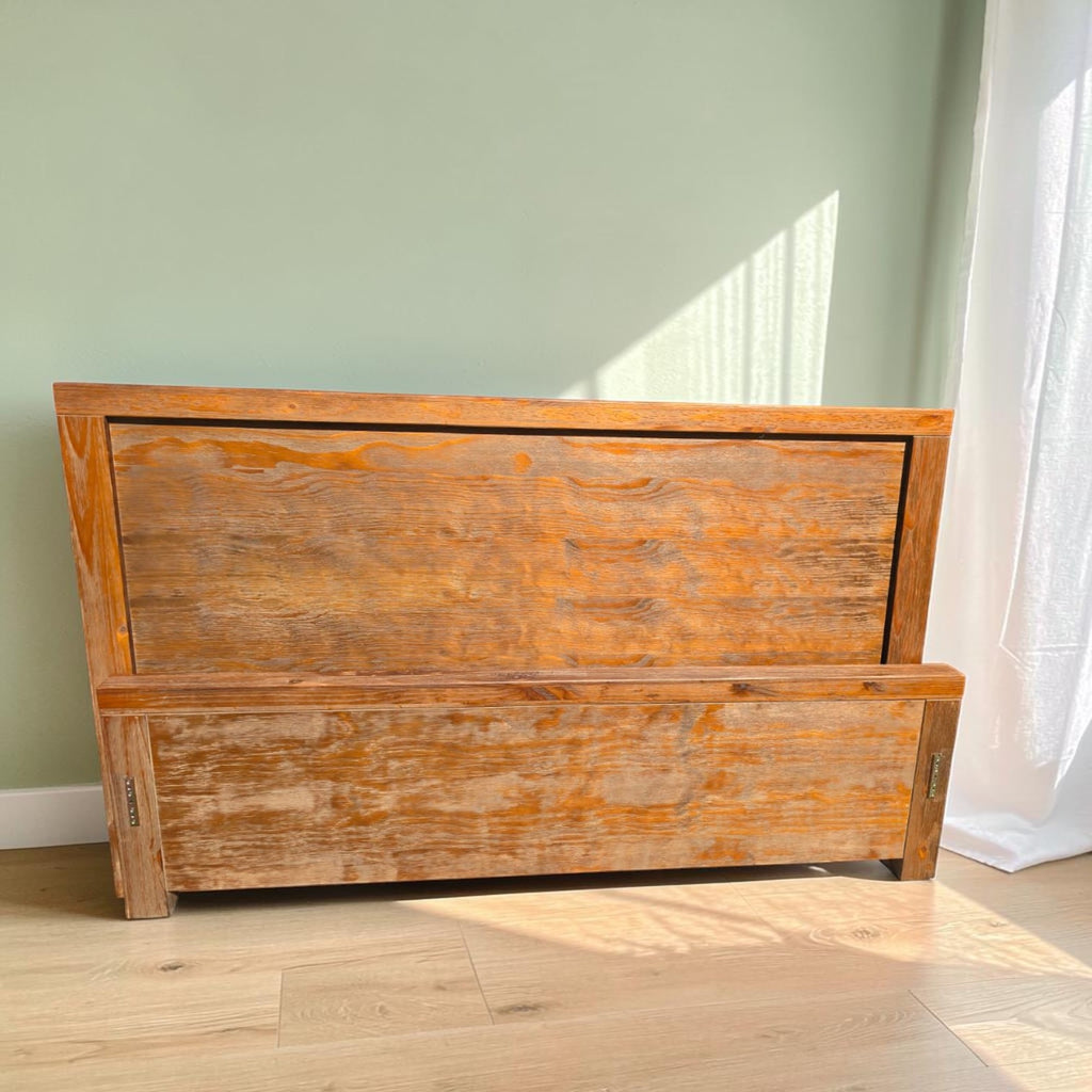 Silverwood Furniture Set