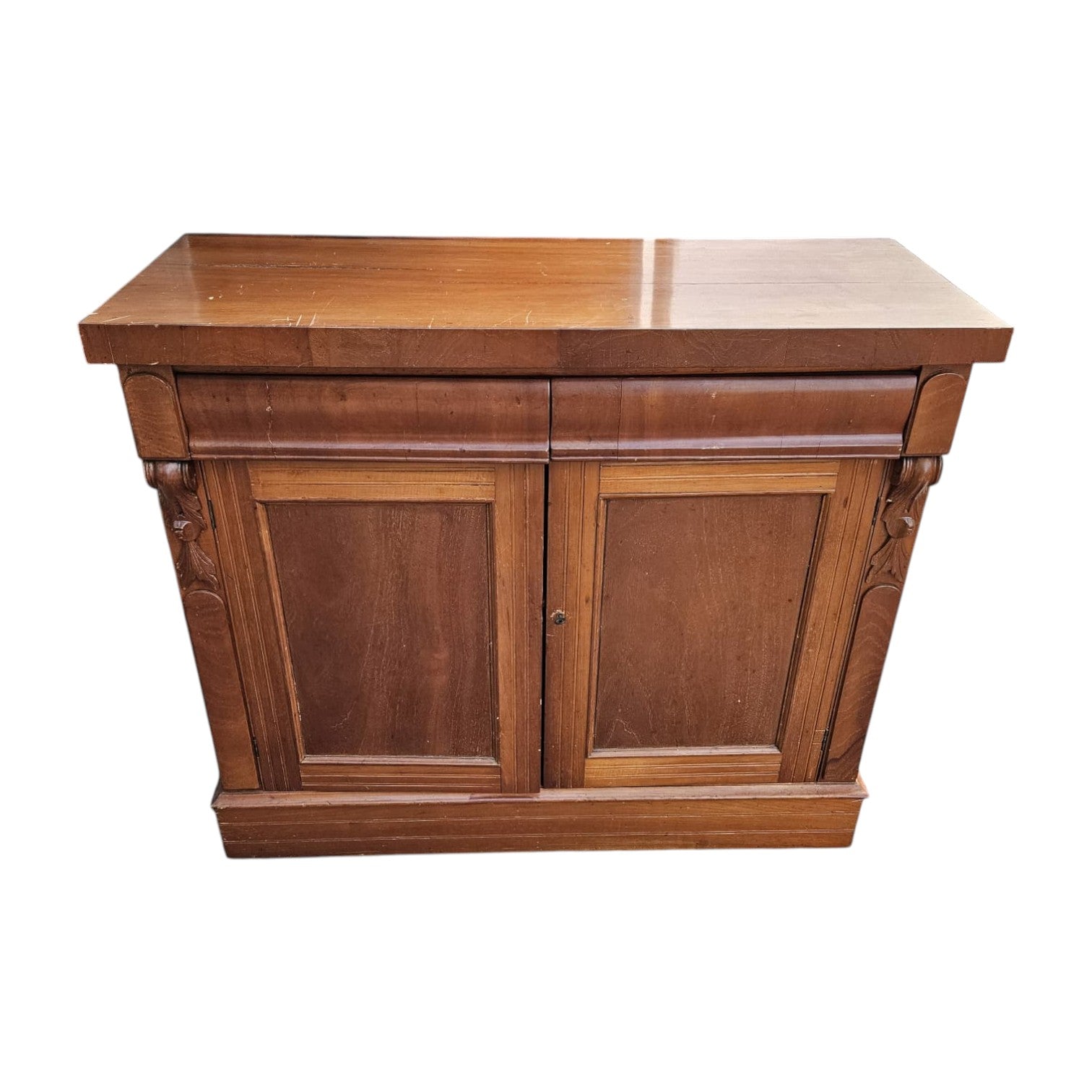 Victorian Style Cedar Sideboard (Dimensions: 100x117x47)