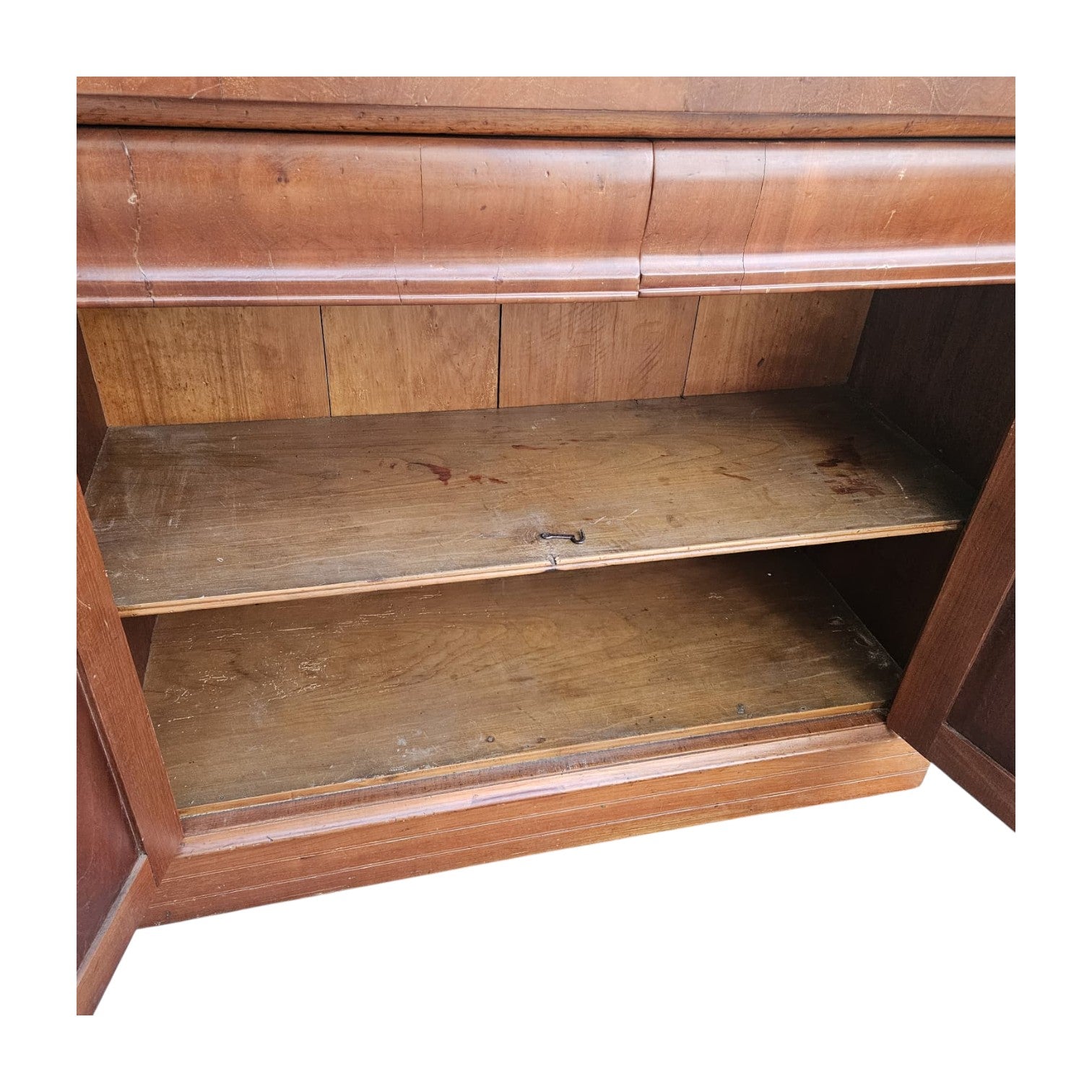 Victorian Style Cedar Sideboard (Dimensions: 100x117x47)
