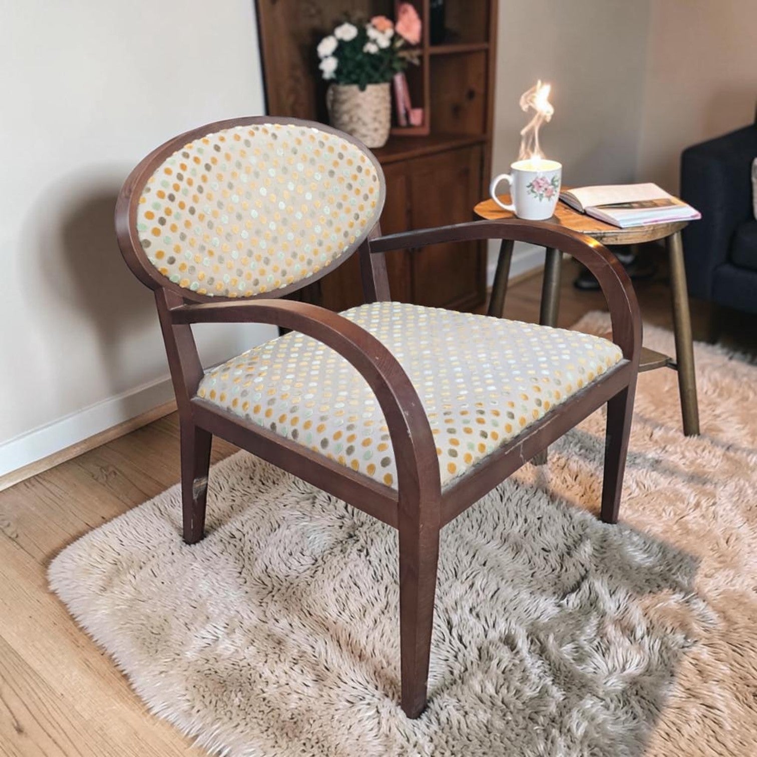 Vintage Art Deco Style Armchair (Dimensions:75x62x60)