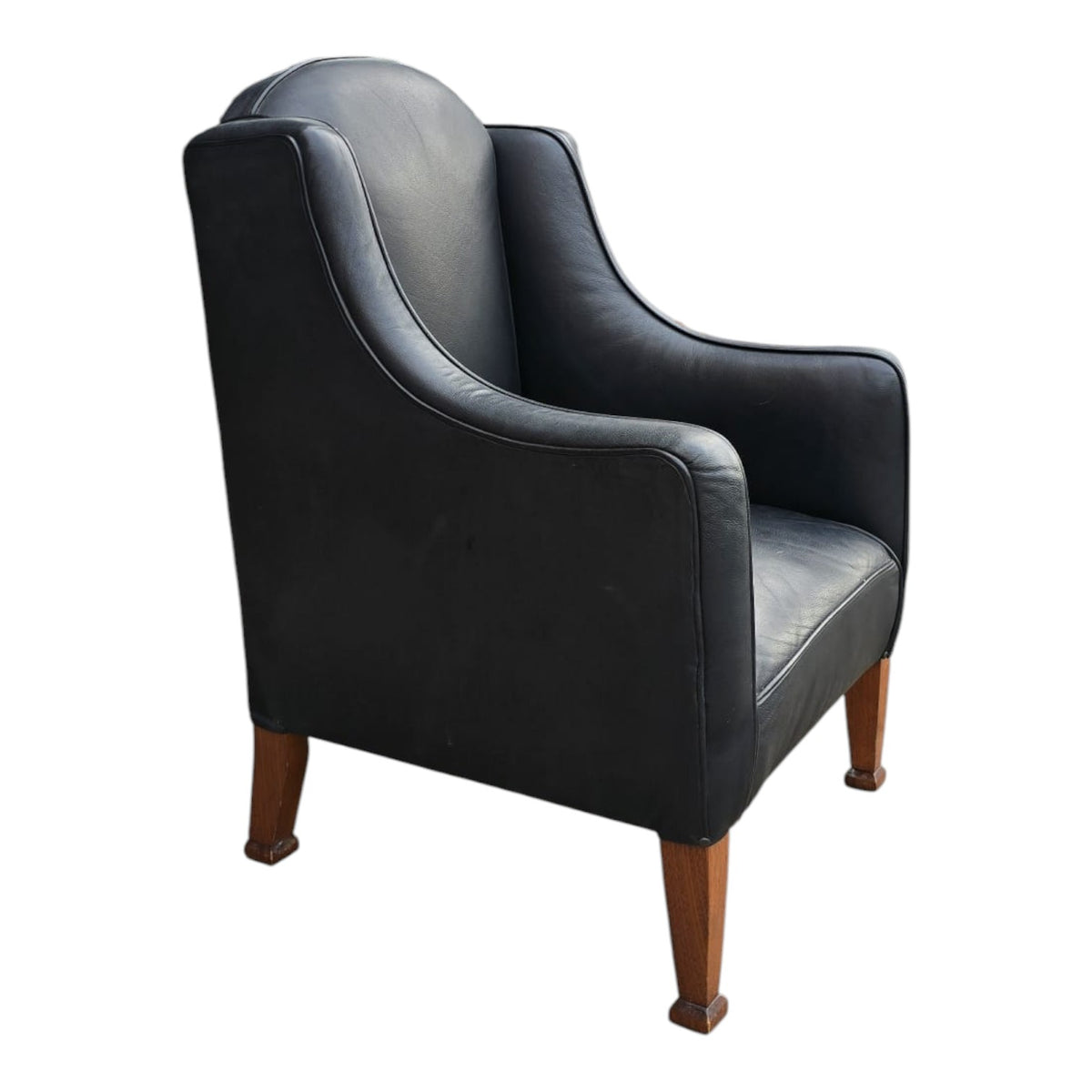 Vintage Black Leather Armchair (Dimensions: 90x60x61)