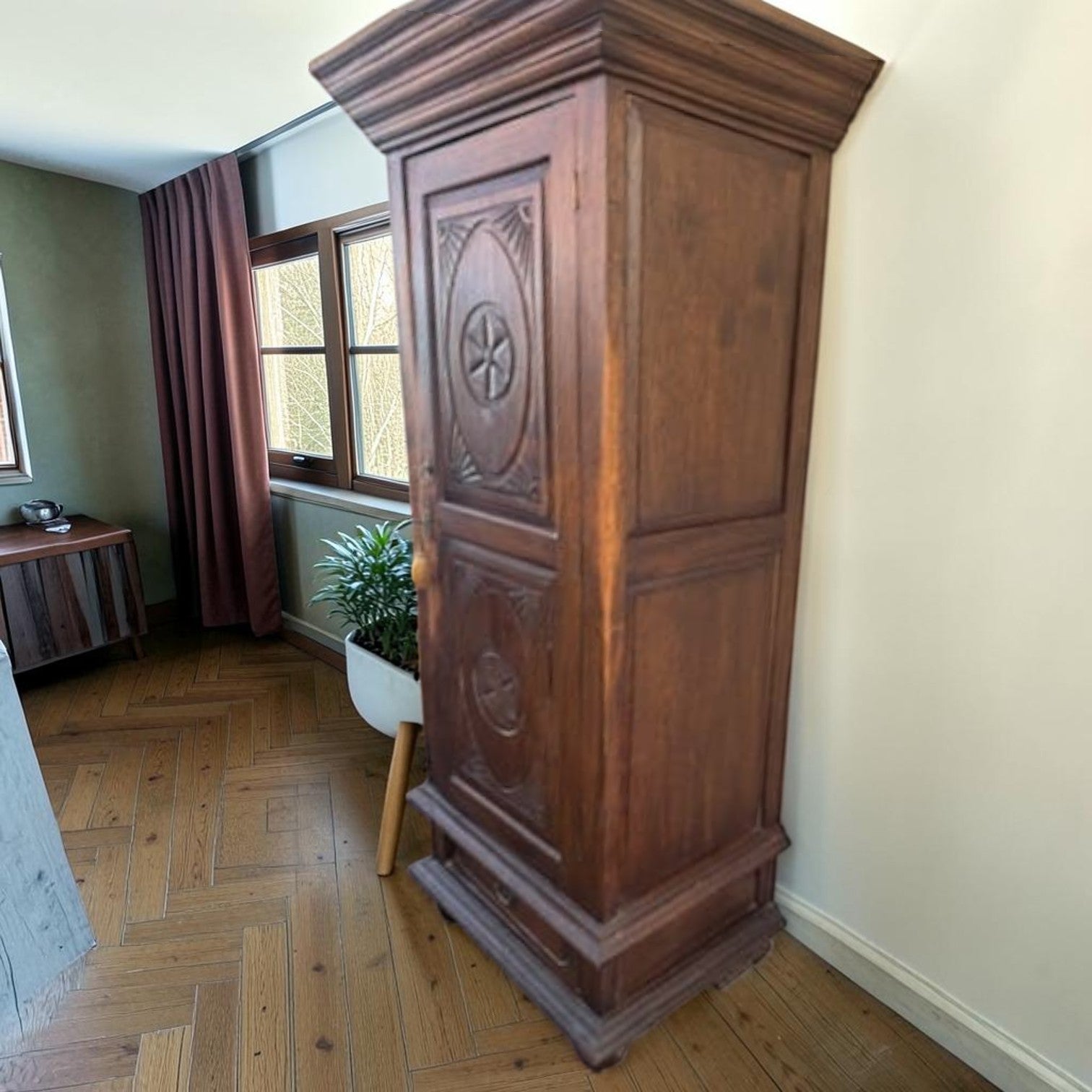 Vintage Style Tall Cabinet