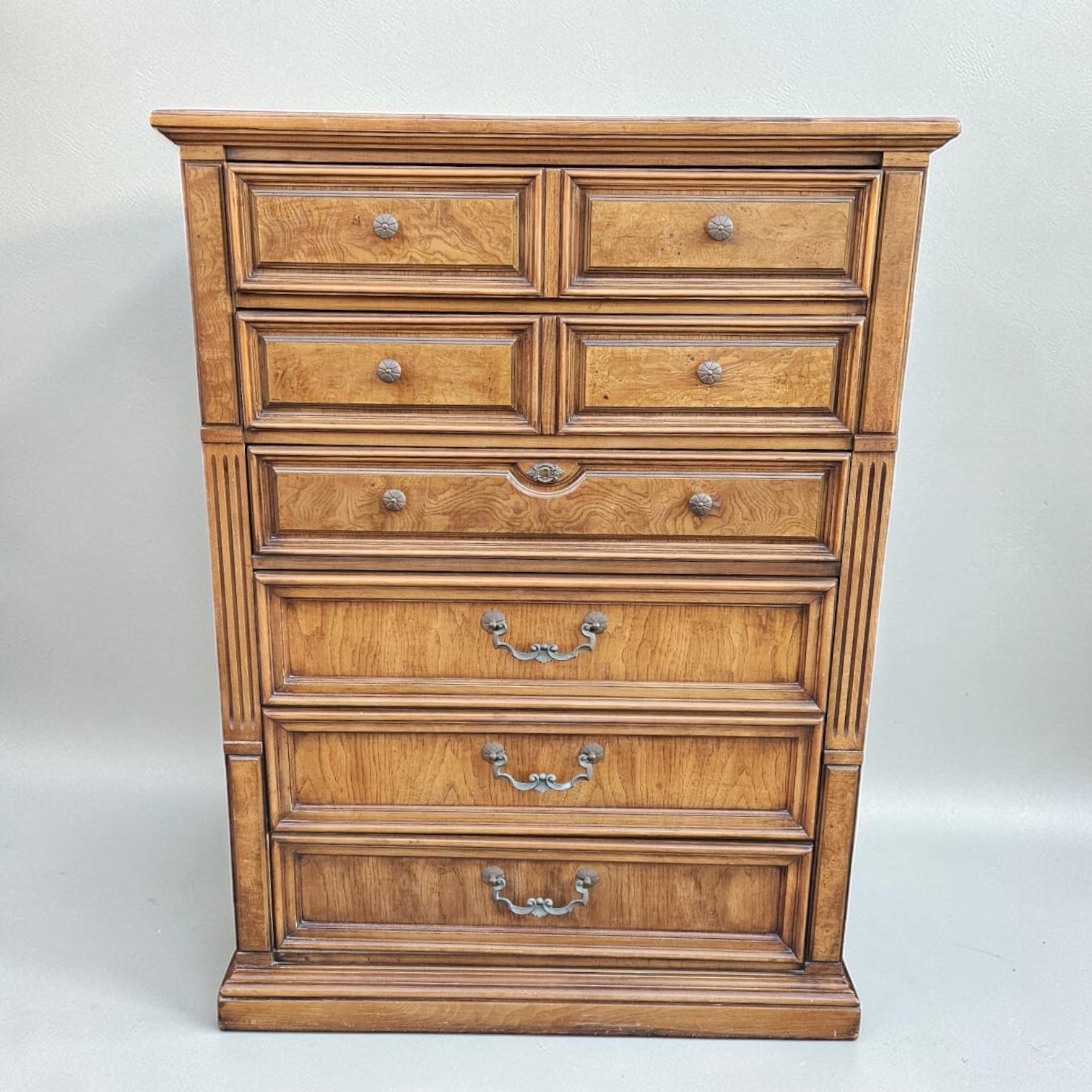 Vintage Thomasville Serenade Chest Of Drawers (Dimensions: 138x102x38)