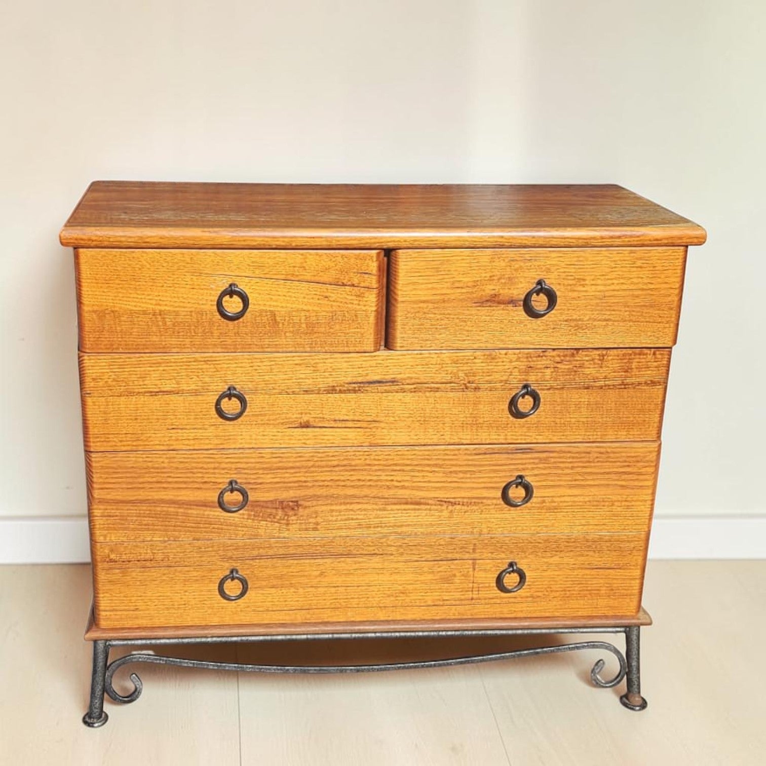 Warm-Toned SOLID Timber Six-Drawer Chest Of Drawers (Dimensions: 90x102x45)