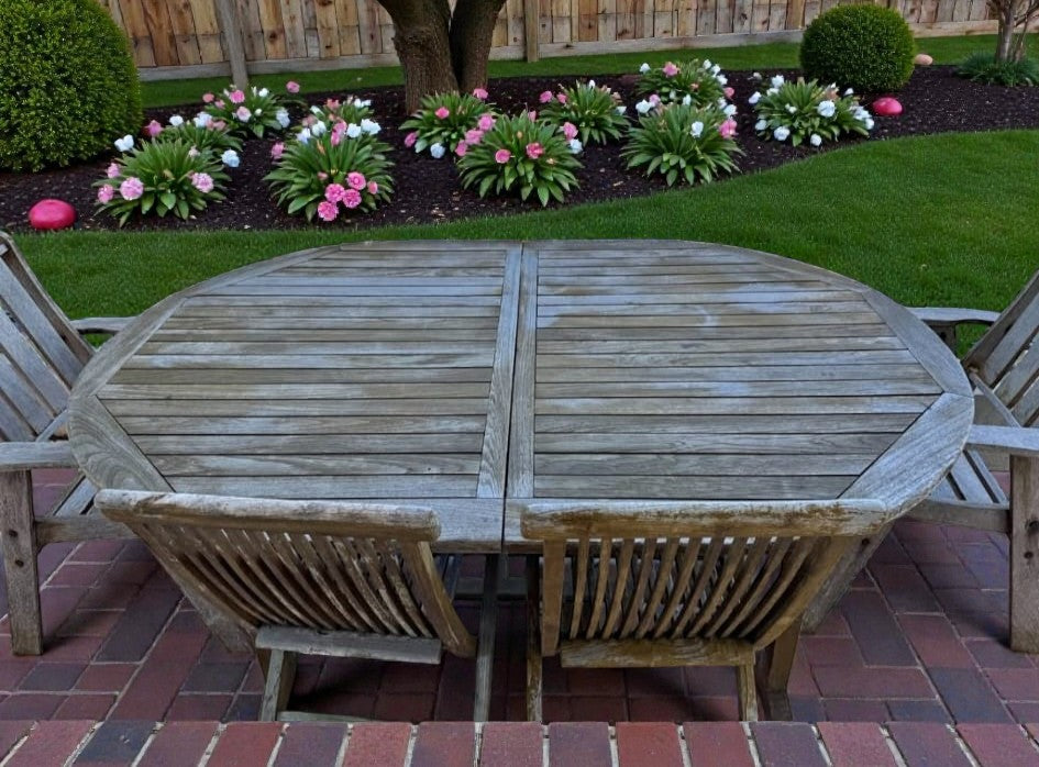 Outdoor Table With Chairs