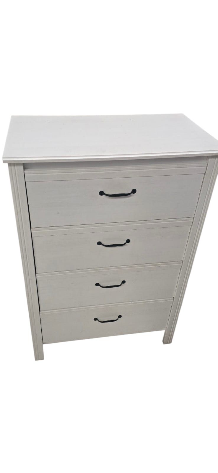 Elegant White Dresser for Organized Bedrooms