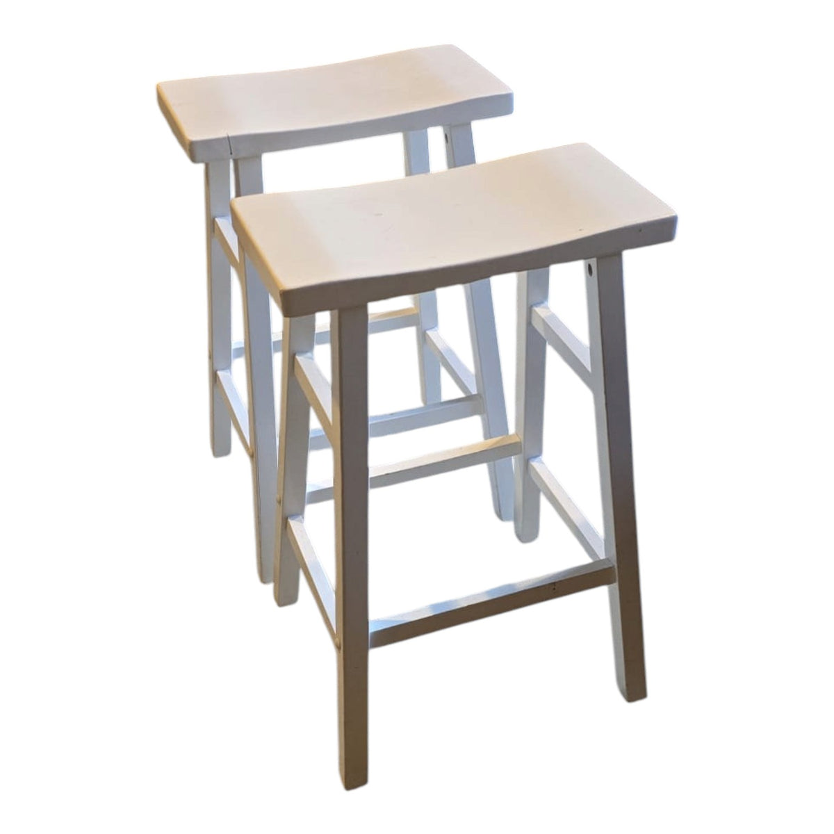 White Bar Stool X2 Available (Dimensions: 70x45x23) ($25 Each)
