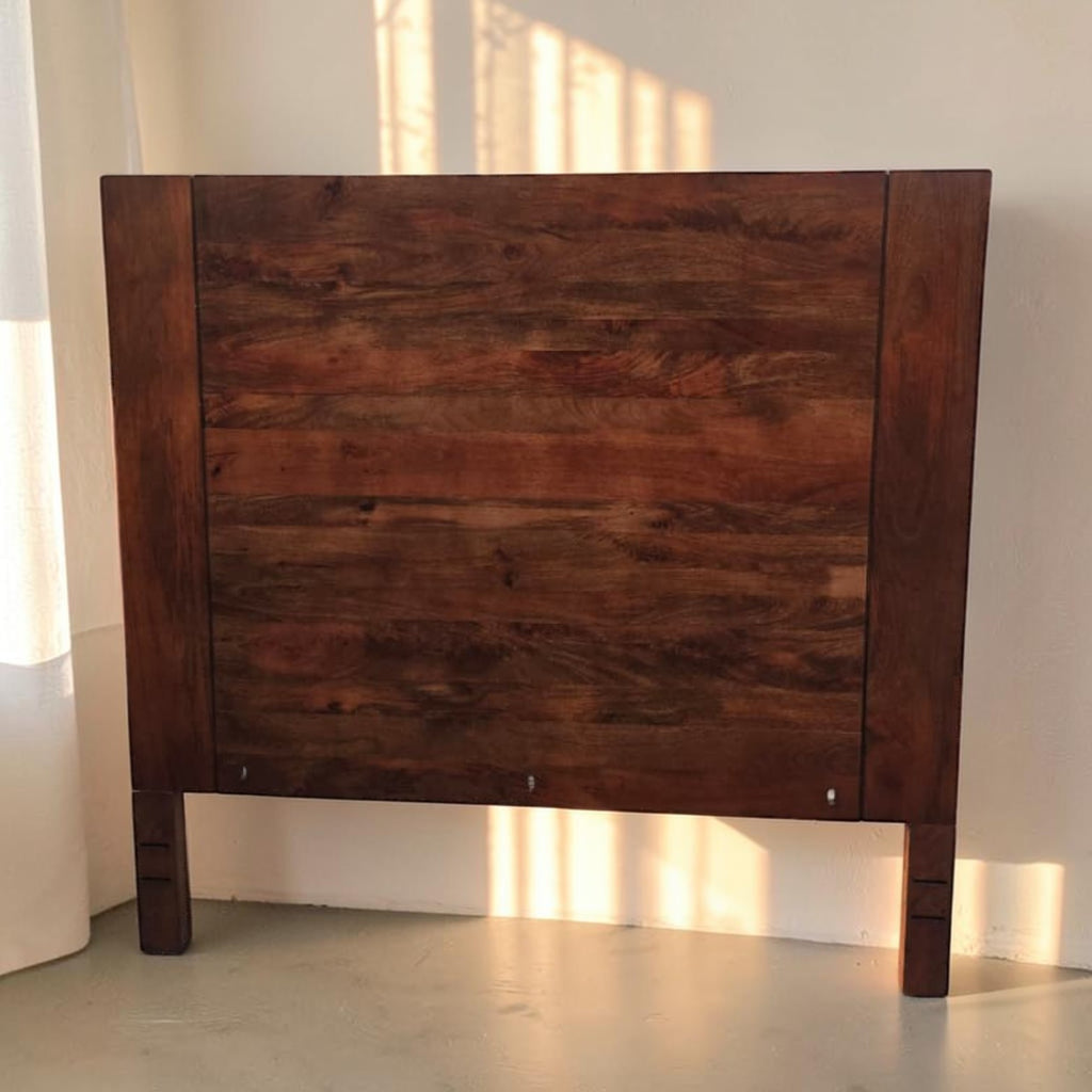 Wooden Bedhead (Dimensions: 137x143x5)