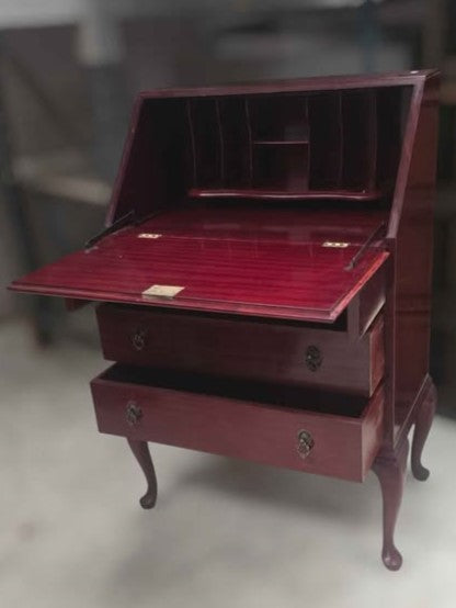 Writing bureau or secretary desk